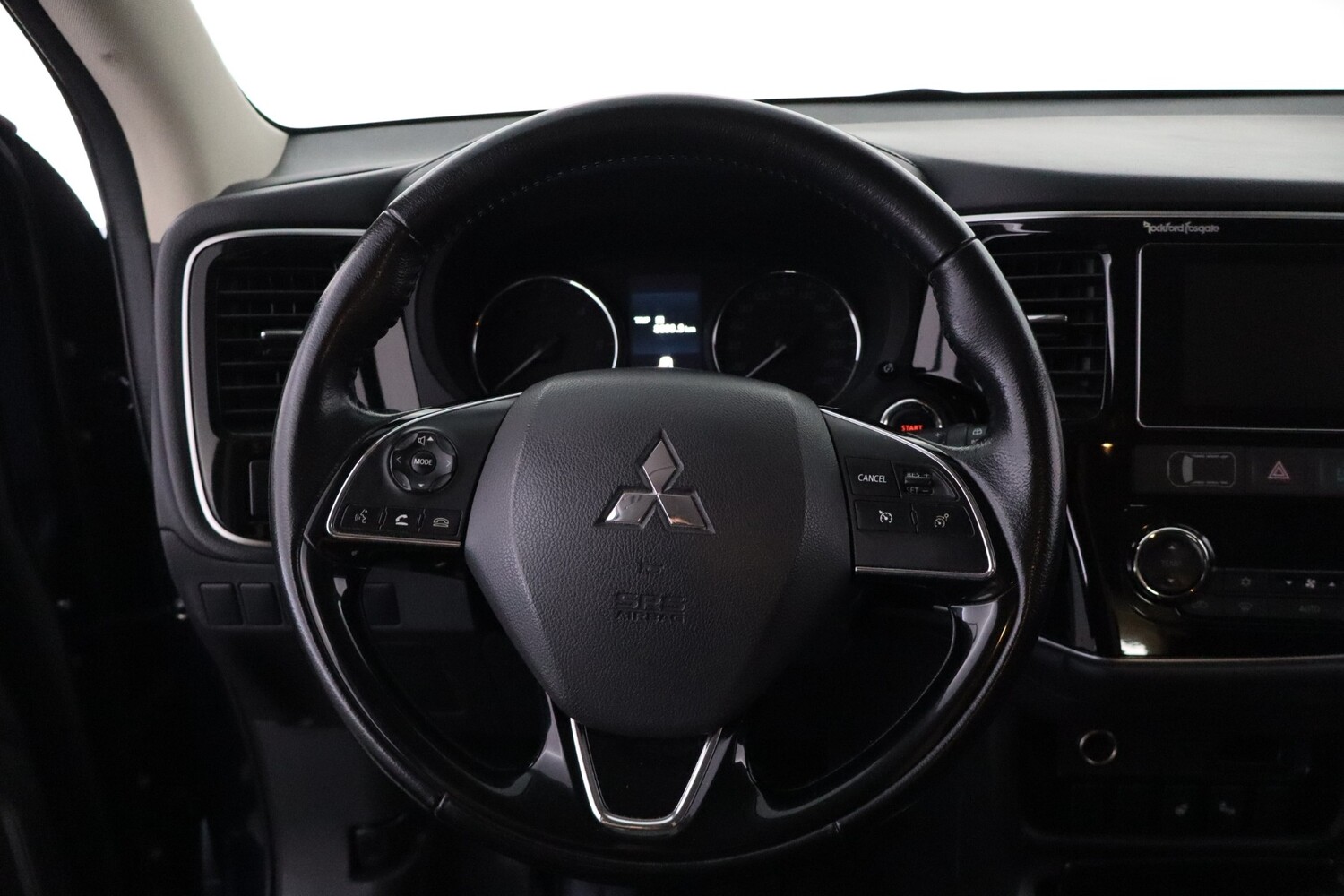 Mitsubishi Outlander vaihtoauto