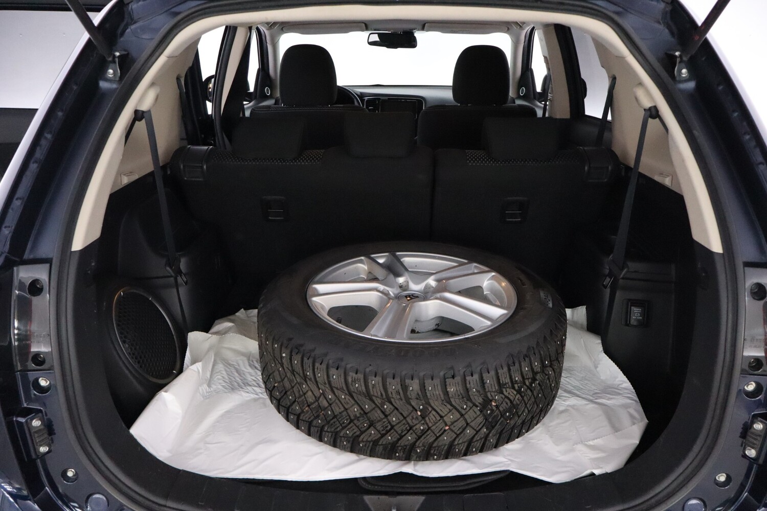 Mitsubishi Outlander vaihtoauto