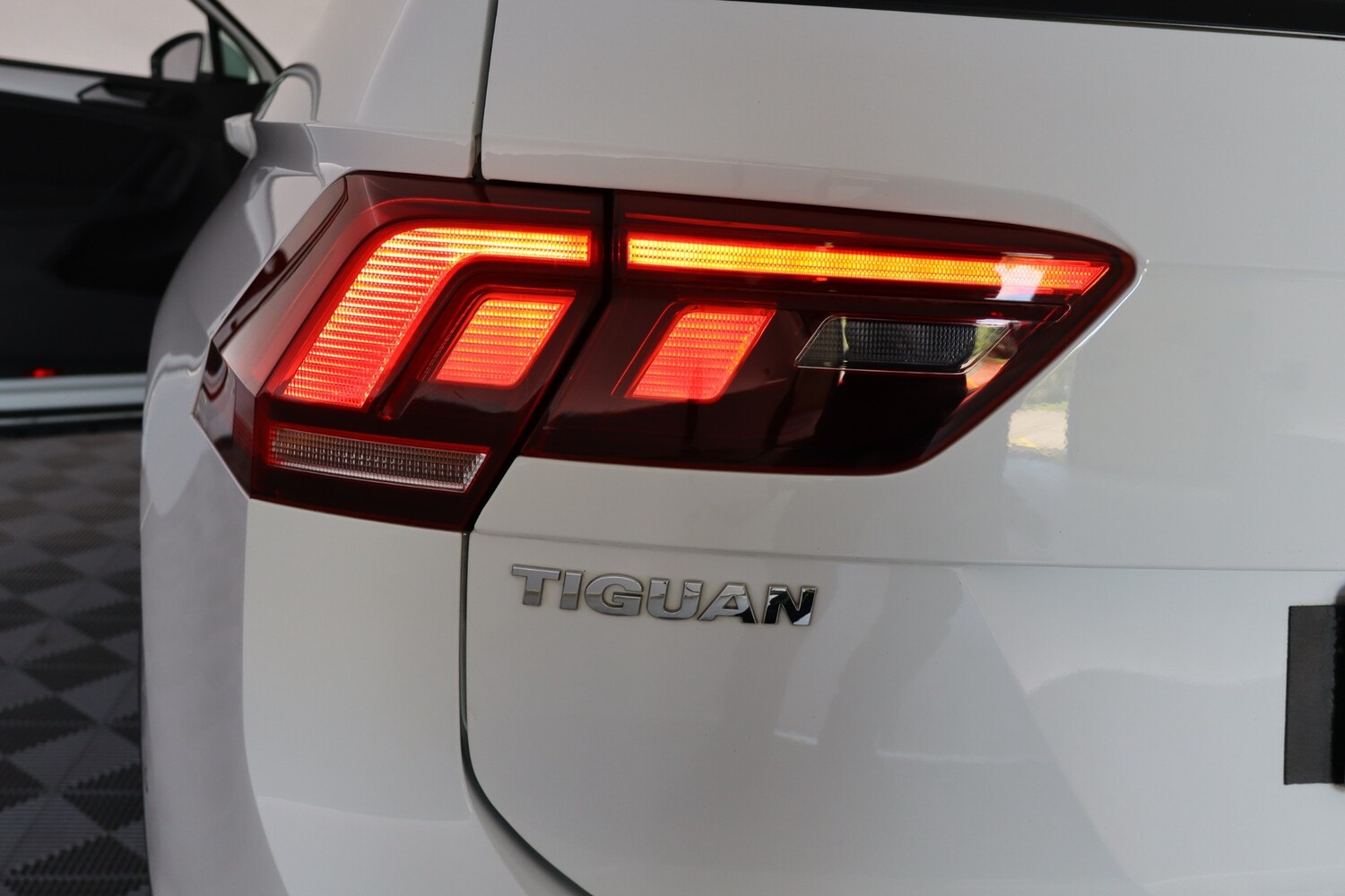 Volkswagen Tiguan vaihtoauto