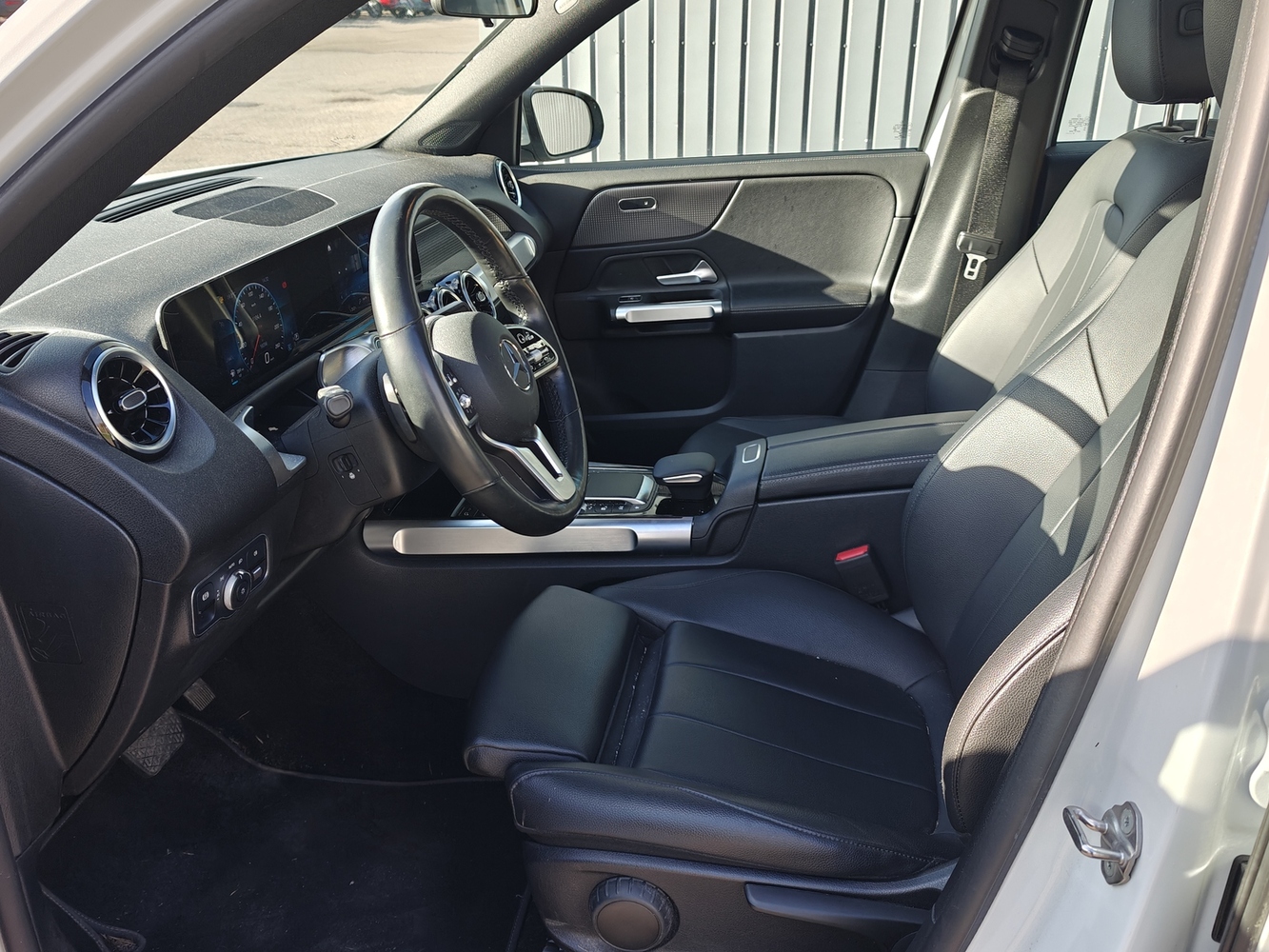 Mercedes-Benz GLB vaihtoauto