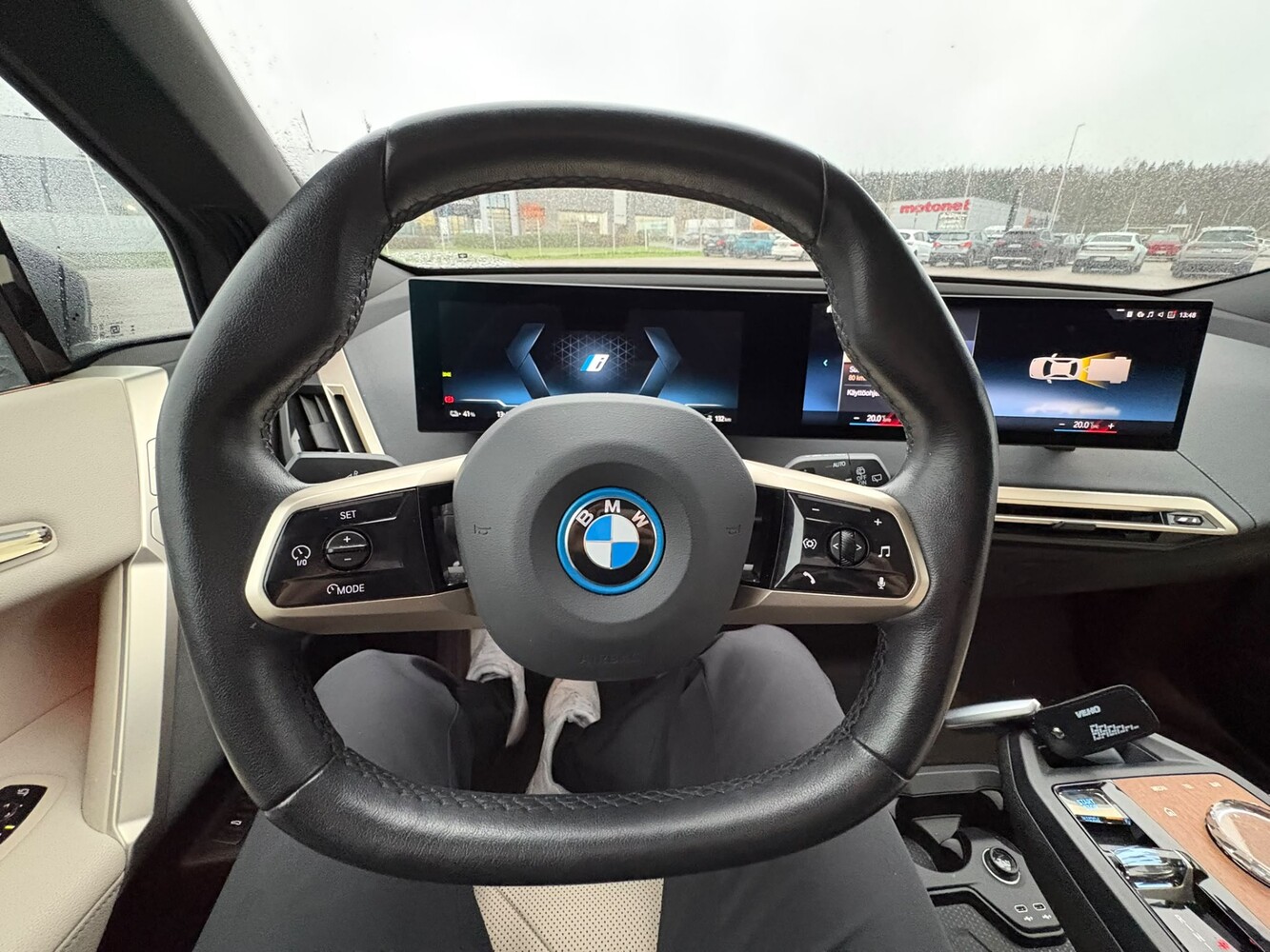 BMW iX vaihtoauto