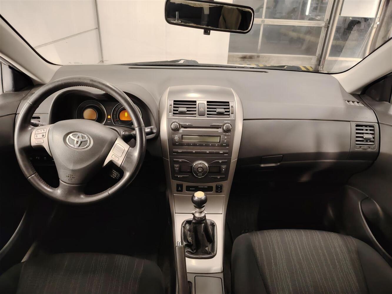 Toyota Corolla vaihtoauto