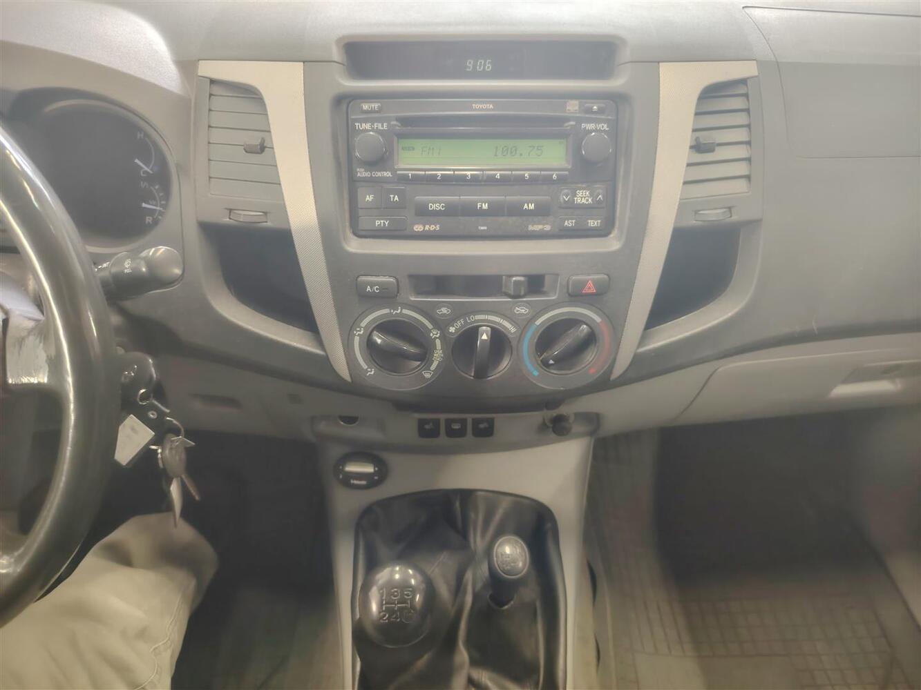Toyota Hilux vaihtoauto