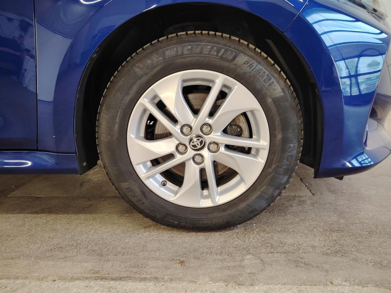 Toyota Yaris vaihtoauto