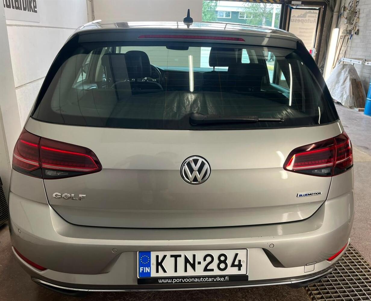 Volkswagen Golf vaihtoauto
