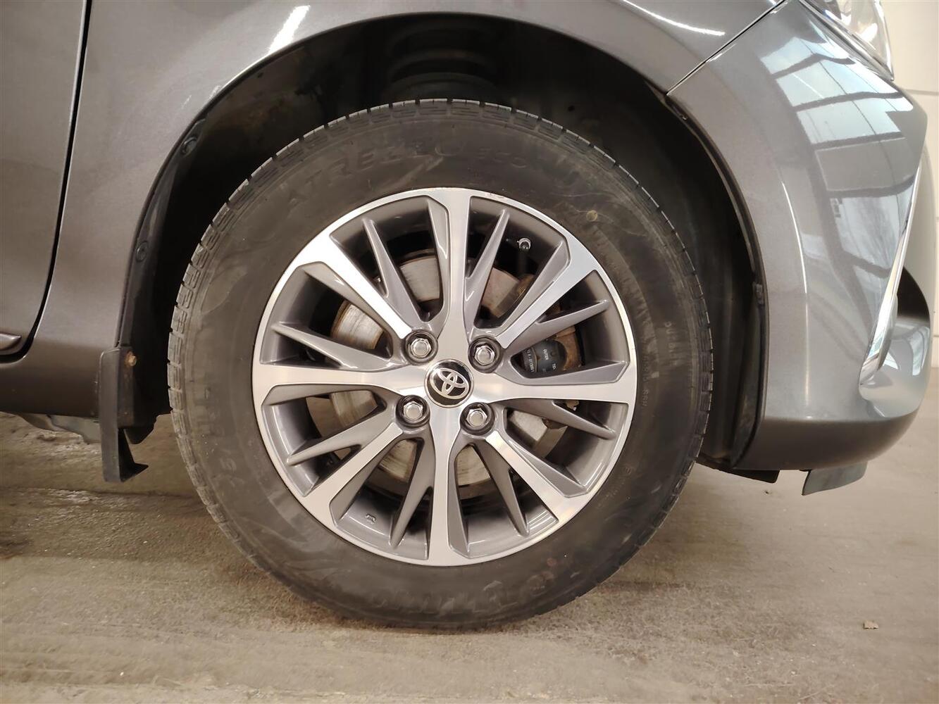 Toyota Yaris vaihtoauto