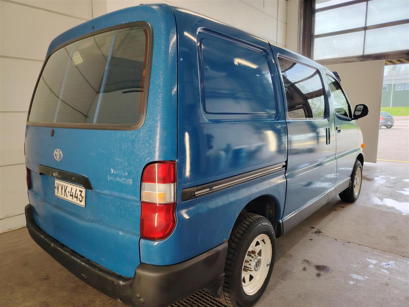 Toyota Hiace vaihtoauto
