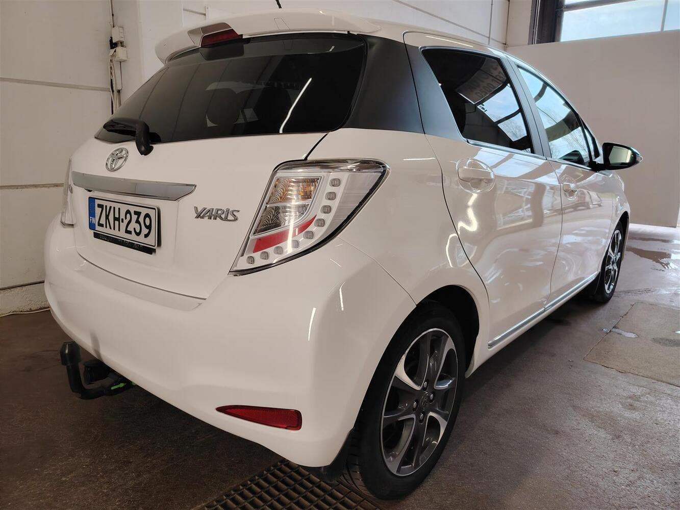 Toyota Yaris vaihtoauto