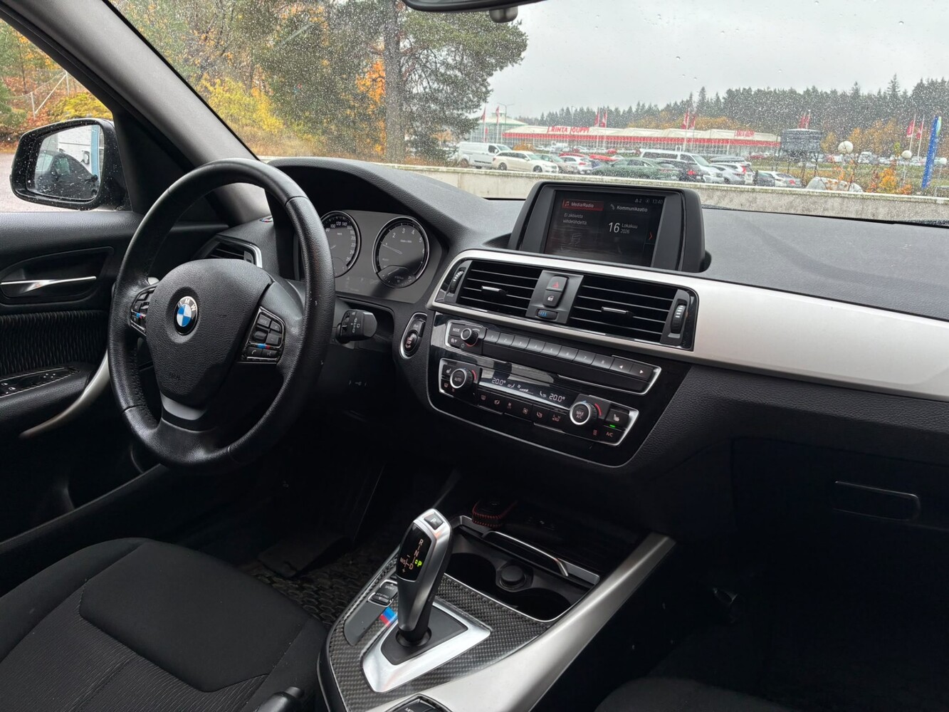 BMW 118 vaihtoauto