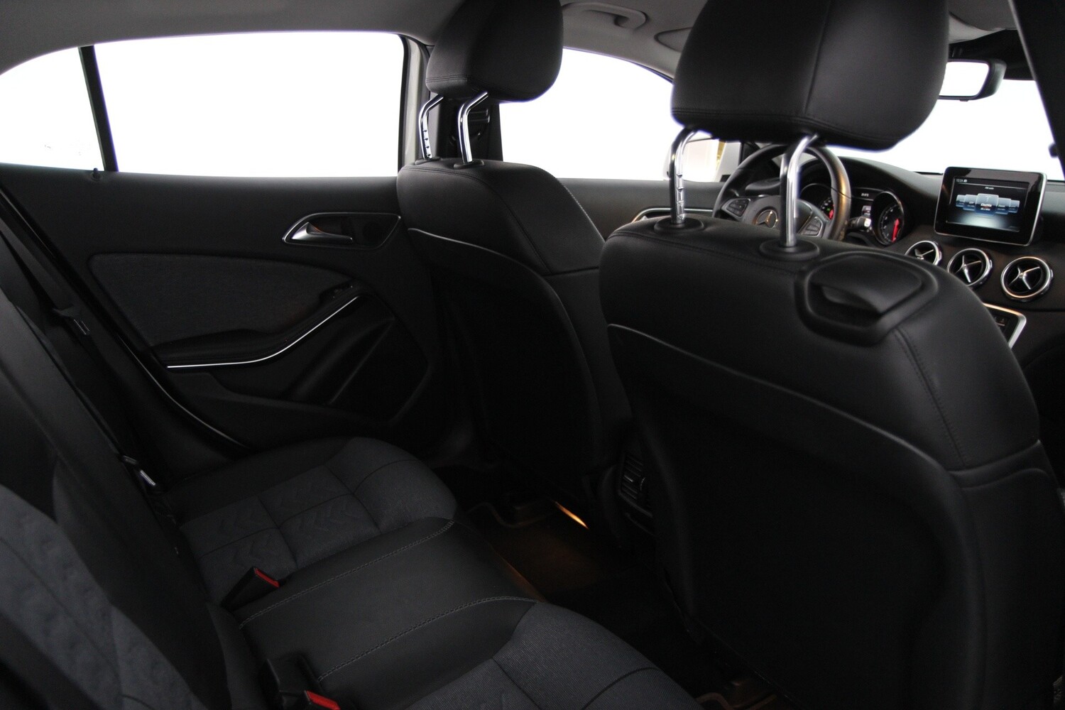 Mercedes-Benz GLA vaihtoauto