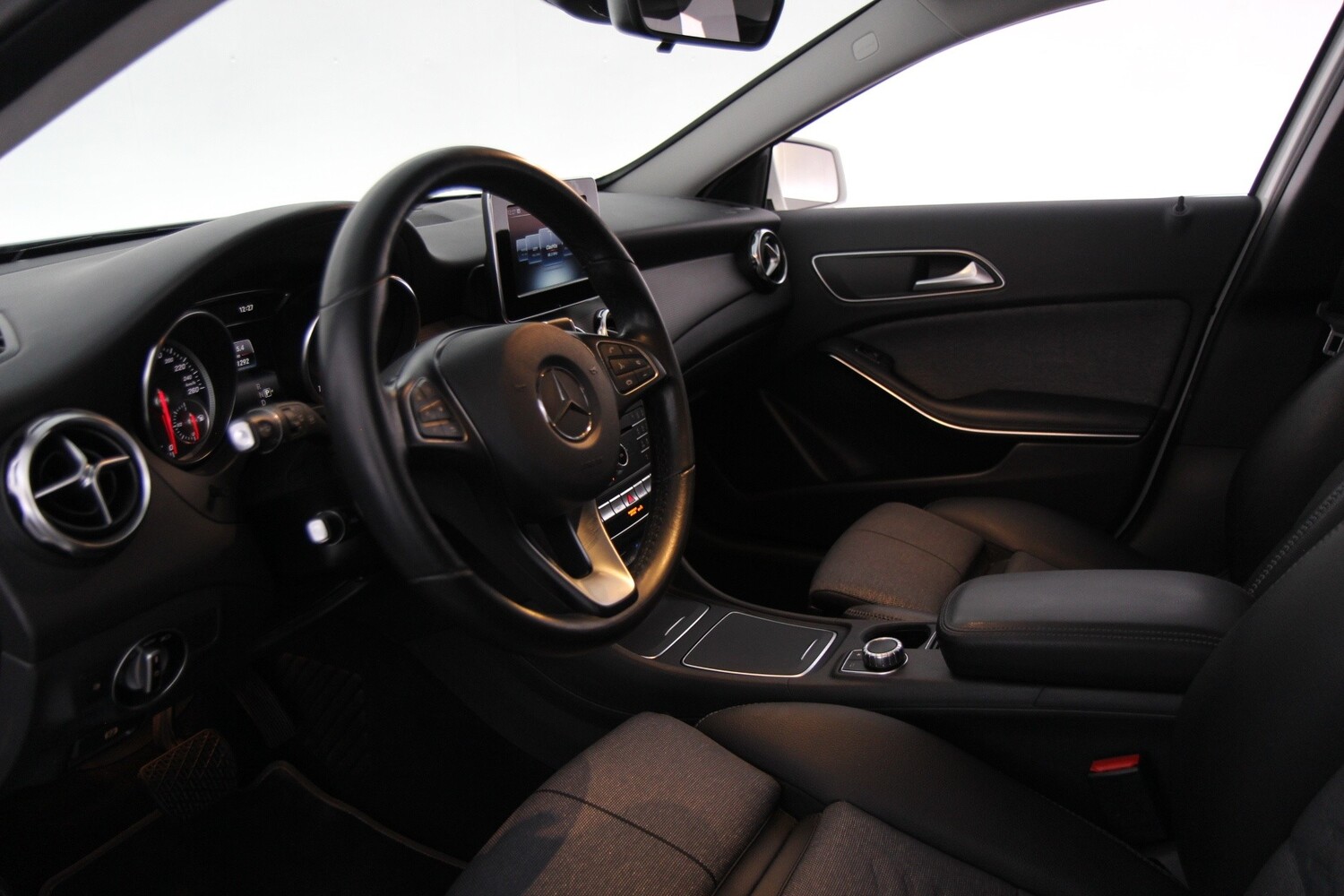 Mercedes-Benz GLA vaihtoauto