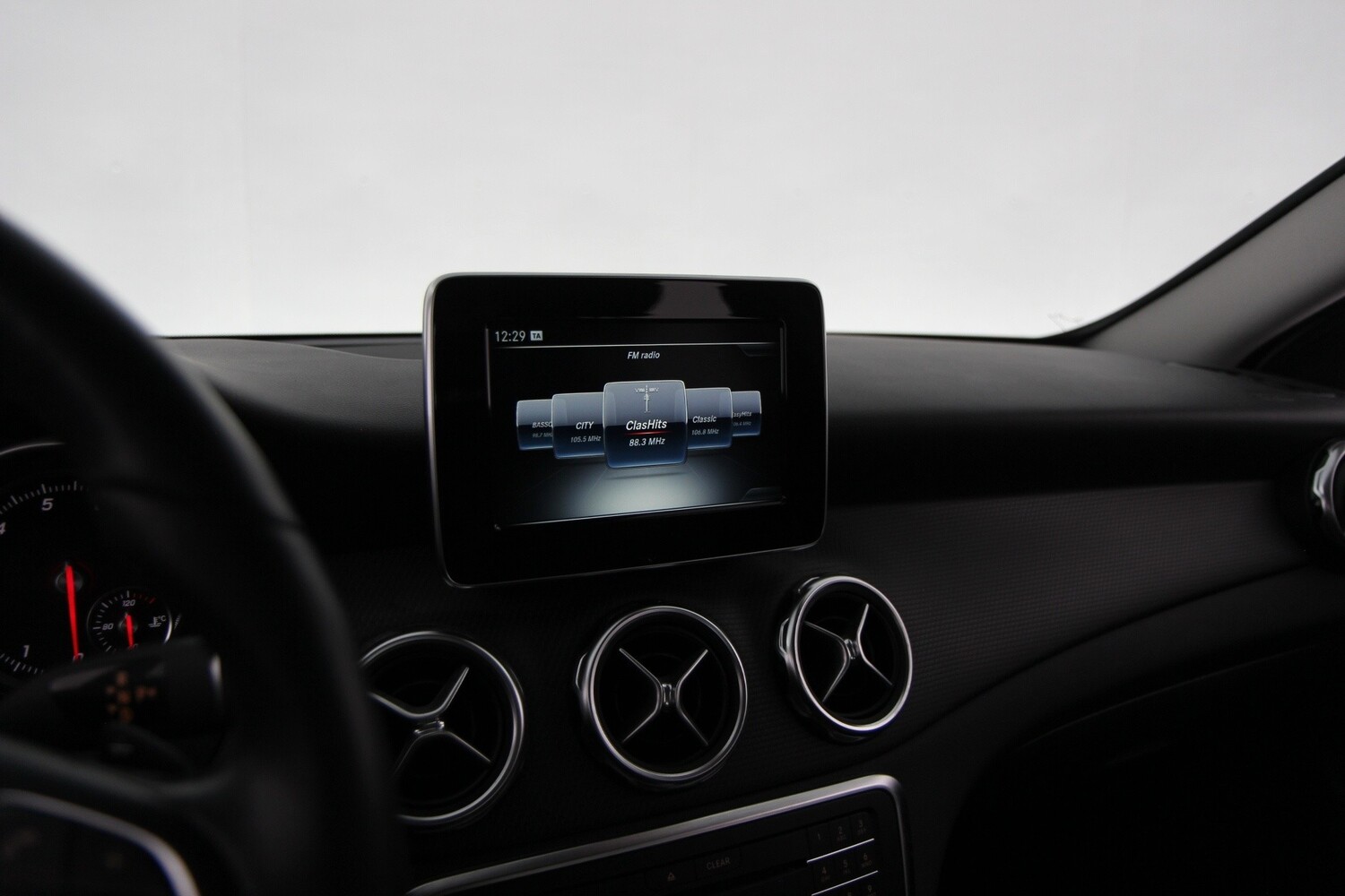 Mercedes-Benz GLA vaihtoauto