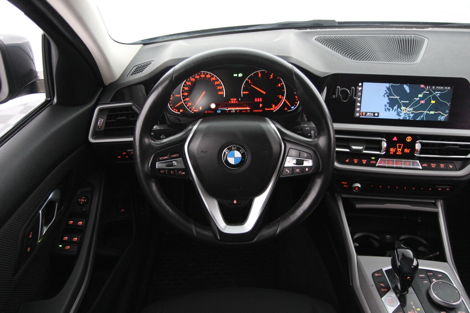BMW 320 vaihtoauto