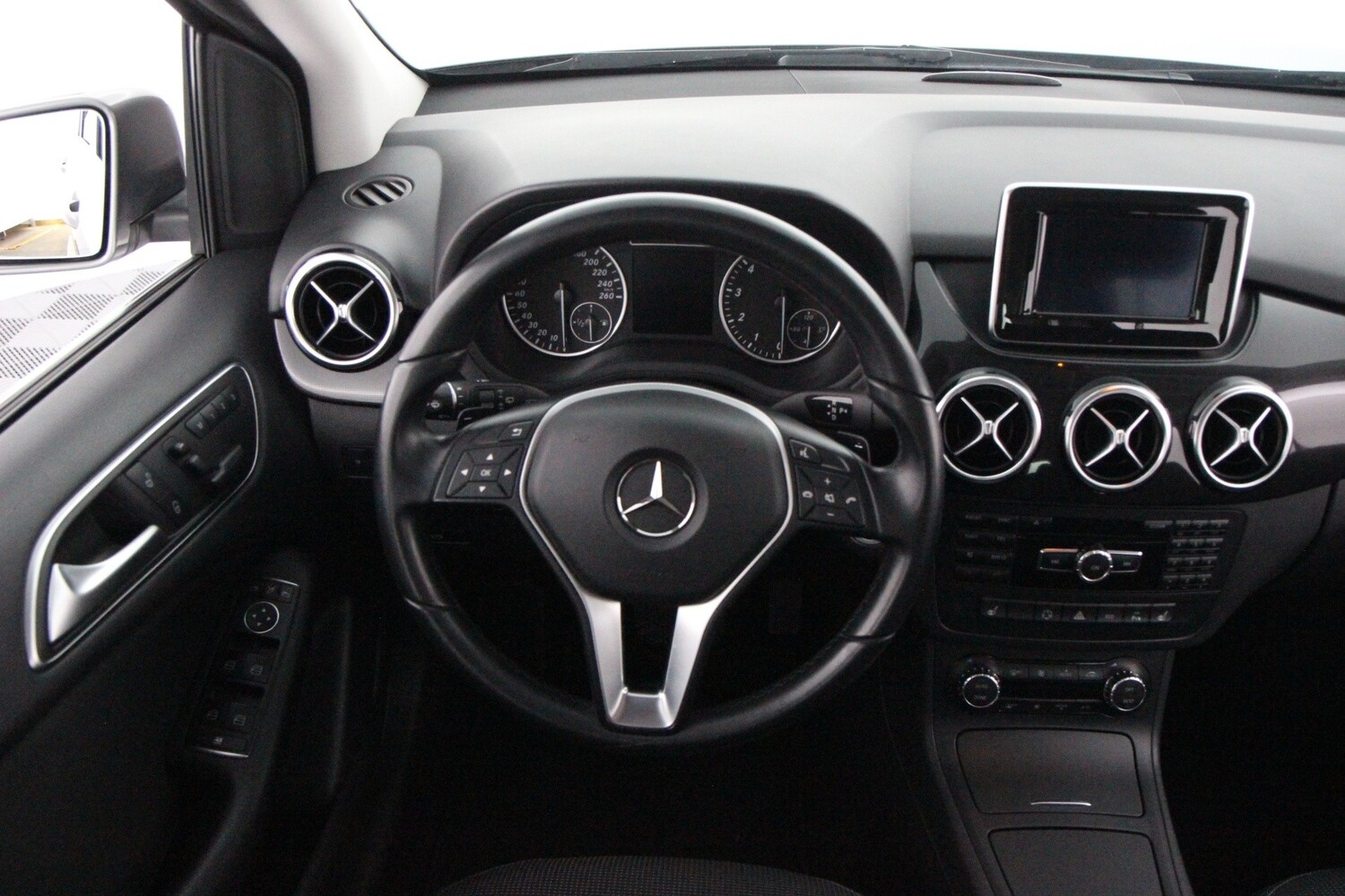 Mercedes-Benz B vaihtoauto