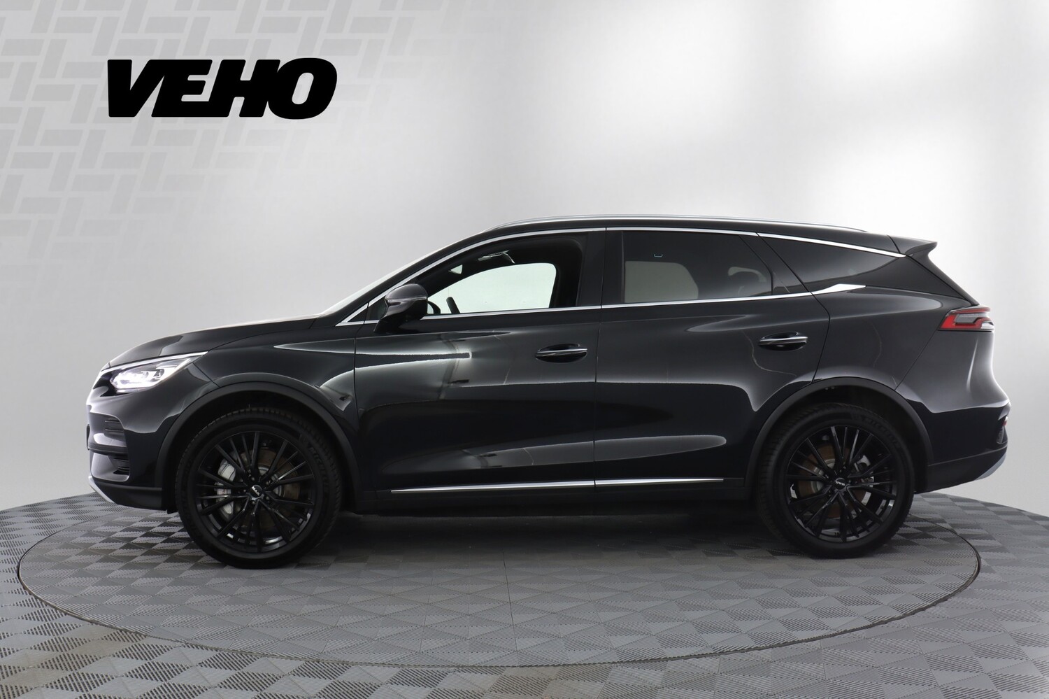 BYD Tang vaihtoauto