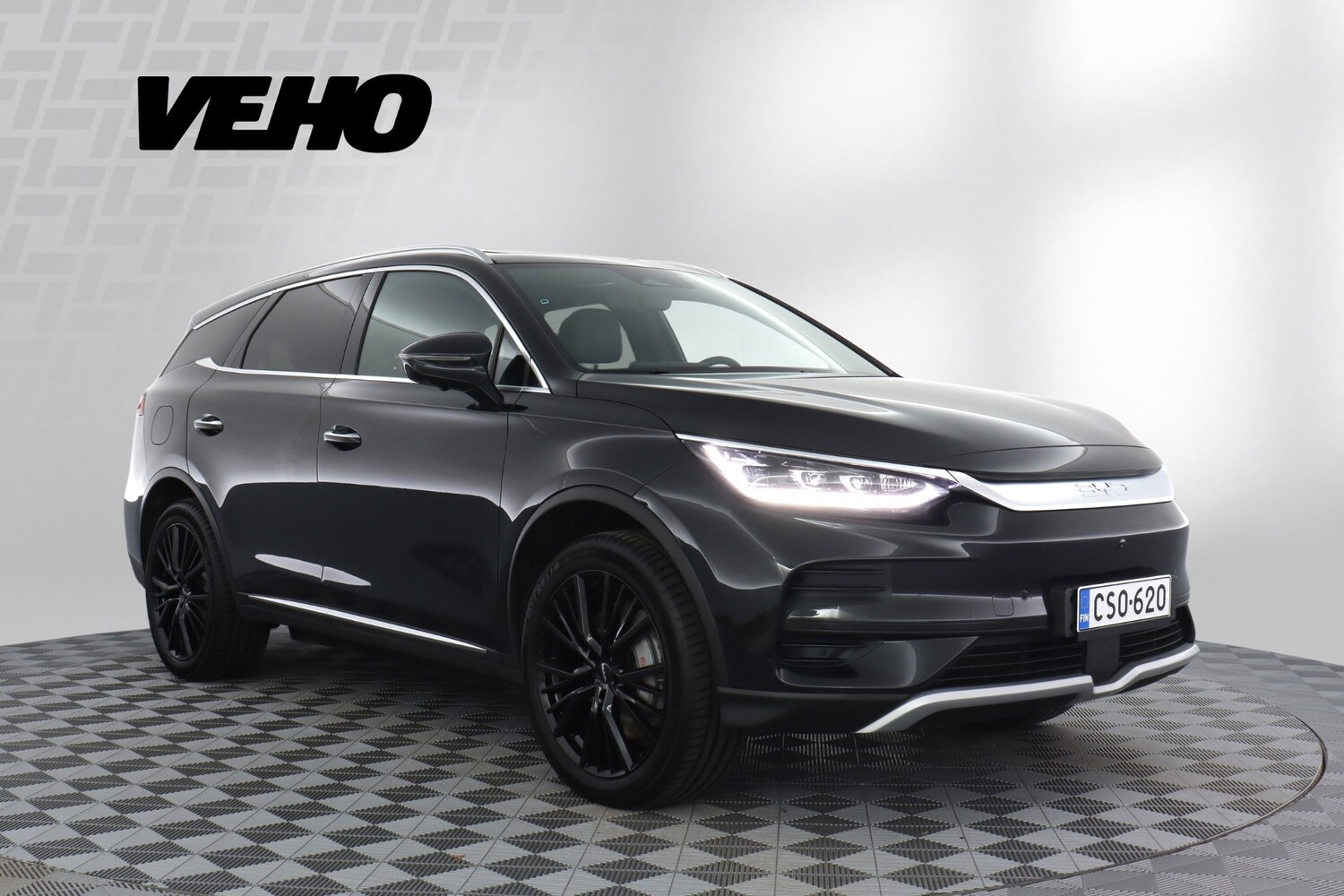 BYD Tang vaihtoauto