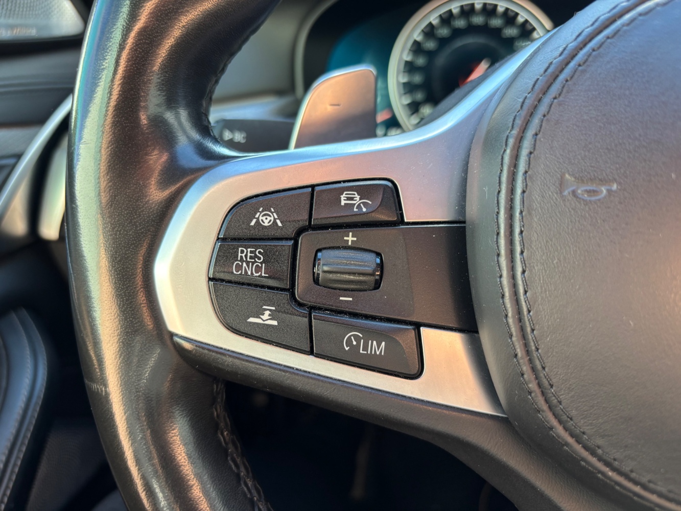 BMW M550d vaihtoauto