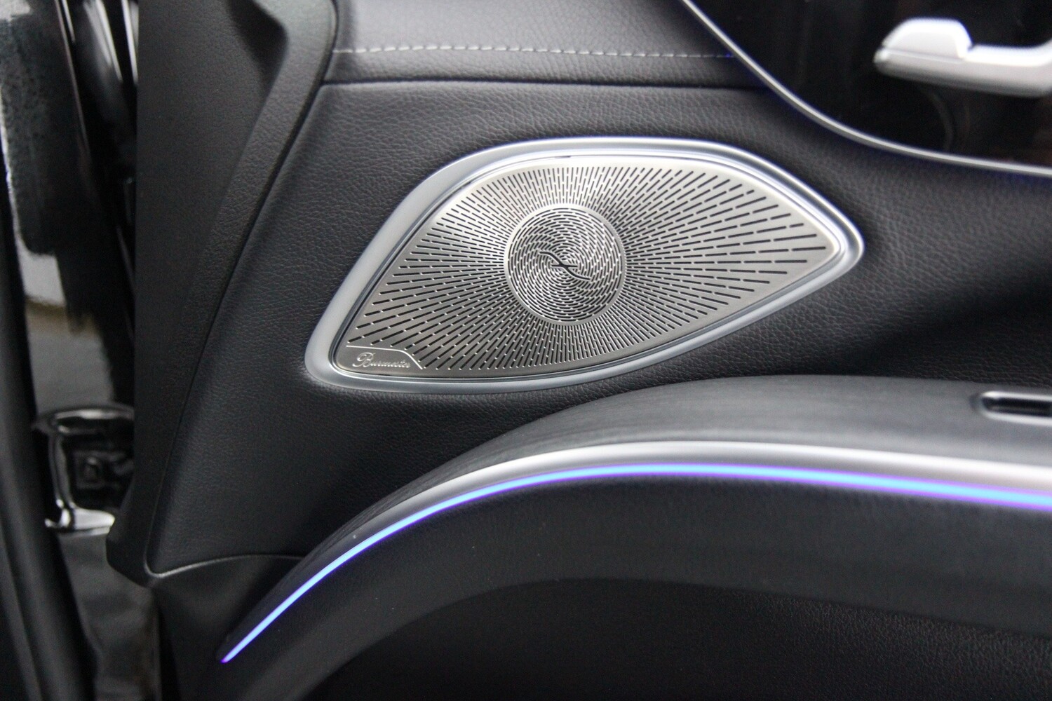 Mercedes-Benz EQS vaihtoauto
