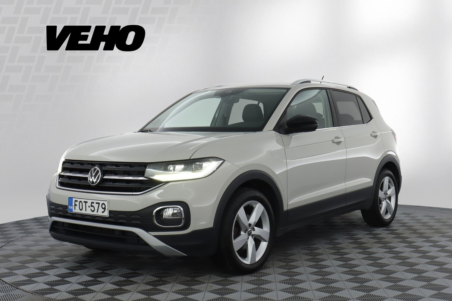 Volkswagen T-Cross vaihtoauto