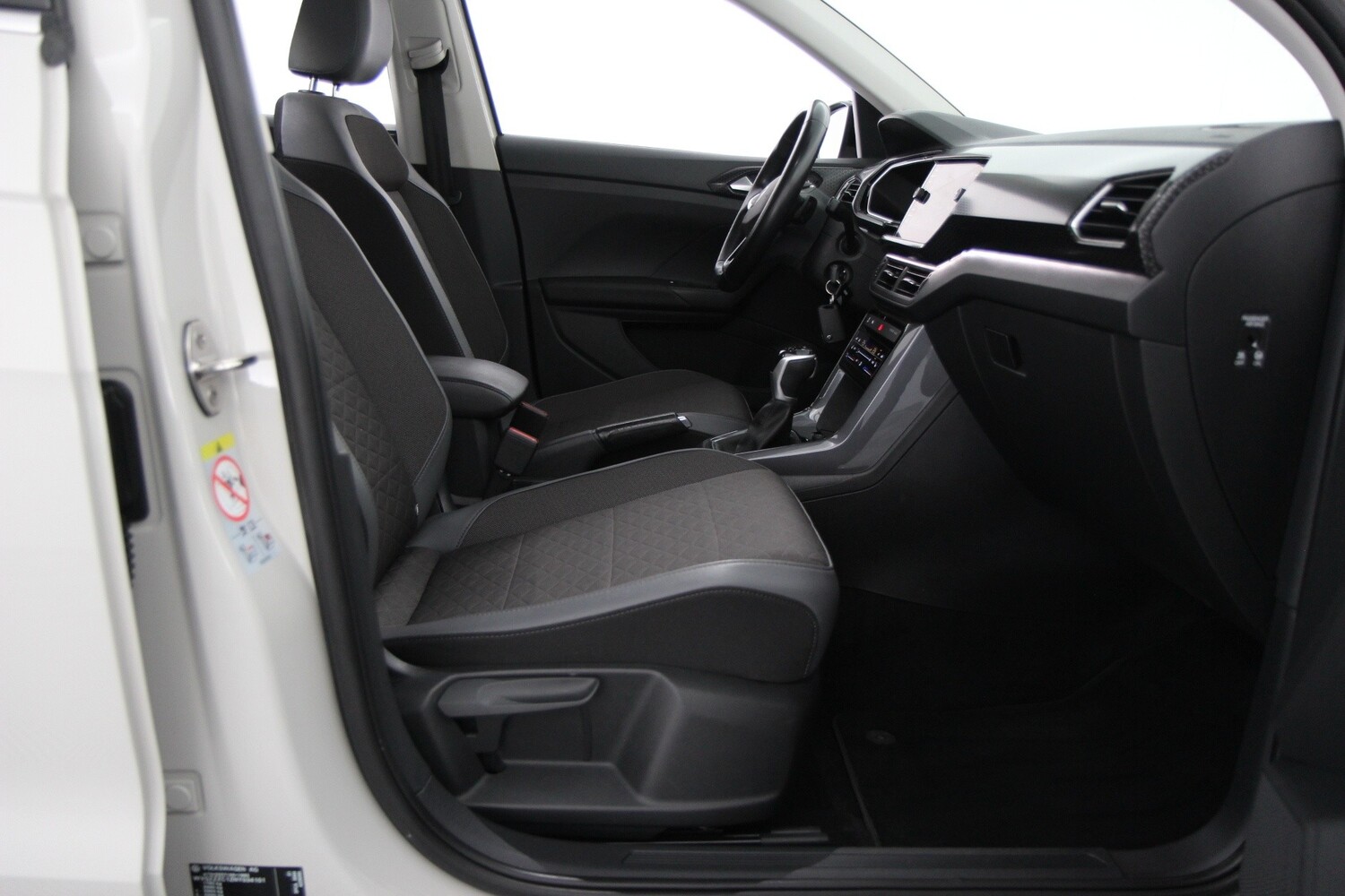 Volkswagen T-Cross vaihtoauto