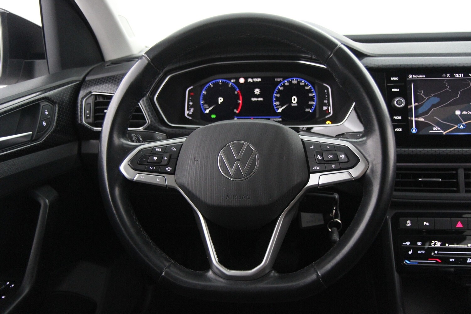 Volkswagen T-Cross vaihtoauto