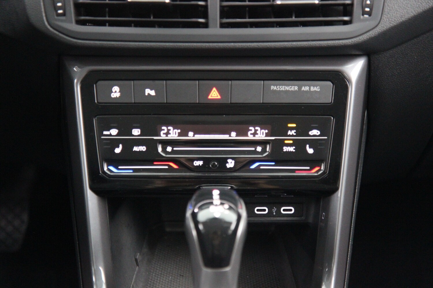 Volkswagen T-Cross vaihtoauto