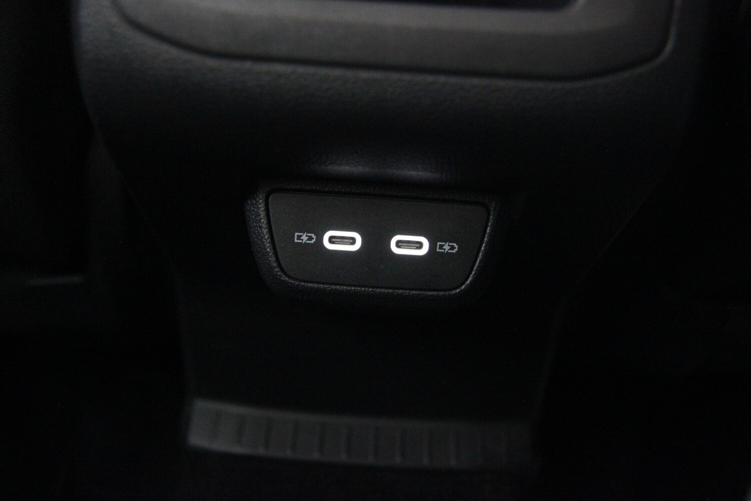Volkswagen T-Cross vaihtoauto