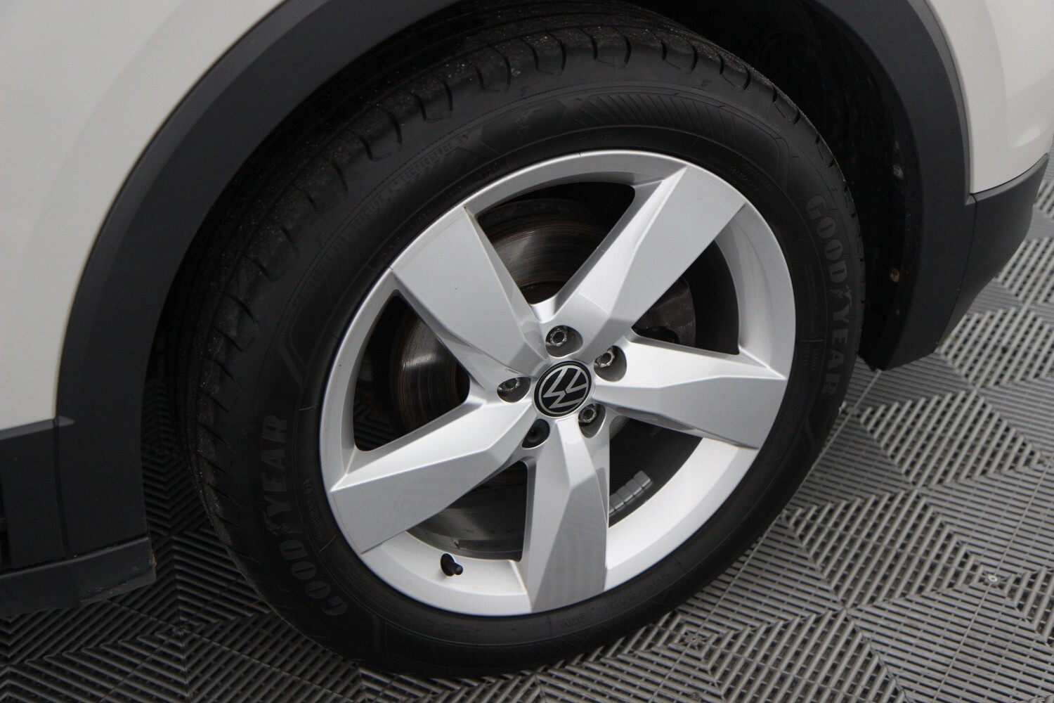 Volkswagen T-Cross vaihtoauto