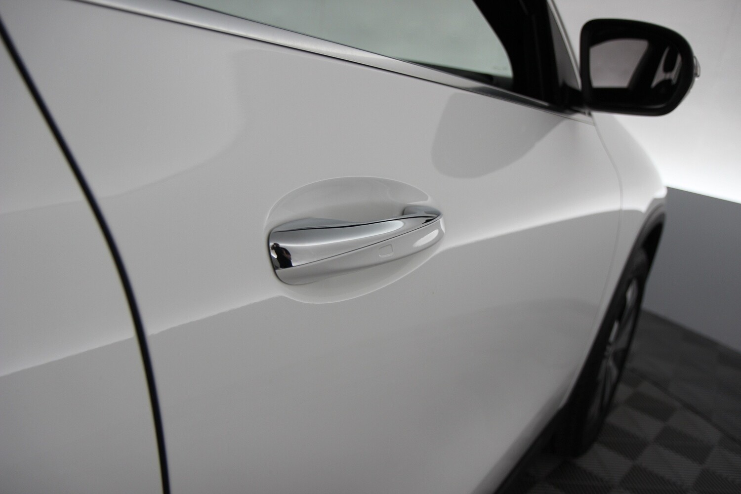 Mercedes-Benz EQA vaihtoauto