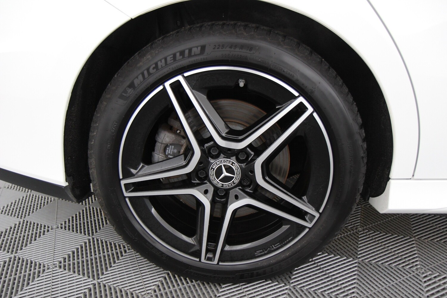 Mercedes-Benz CLA-sarja vaihtoauto