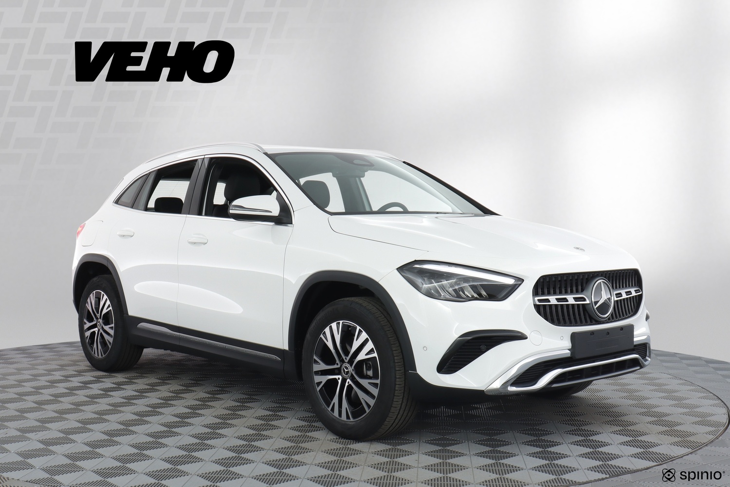 Mercedes-Benz GLA vaihtoauto