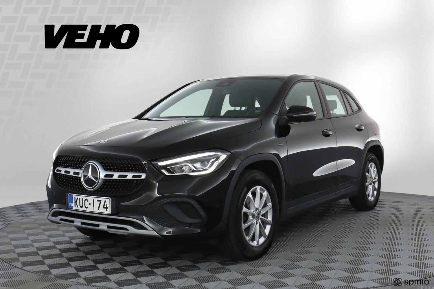 Mercedes-Benz GLA vaihtoauto