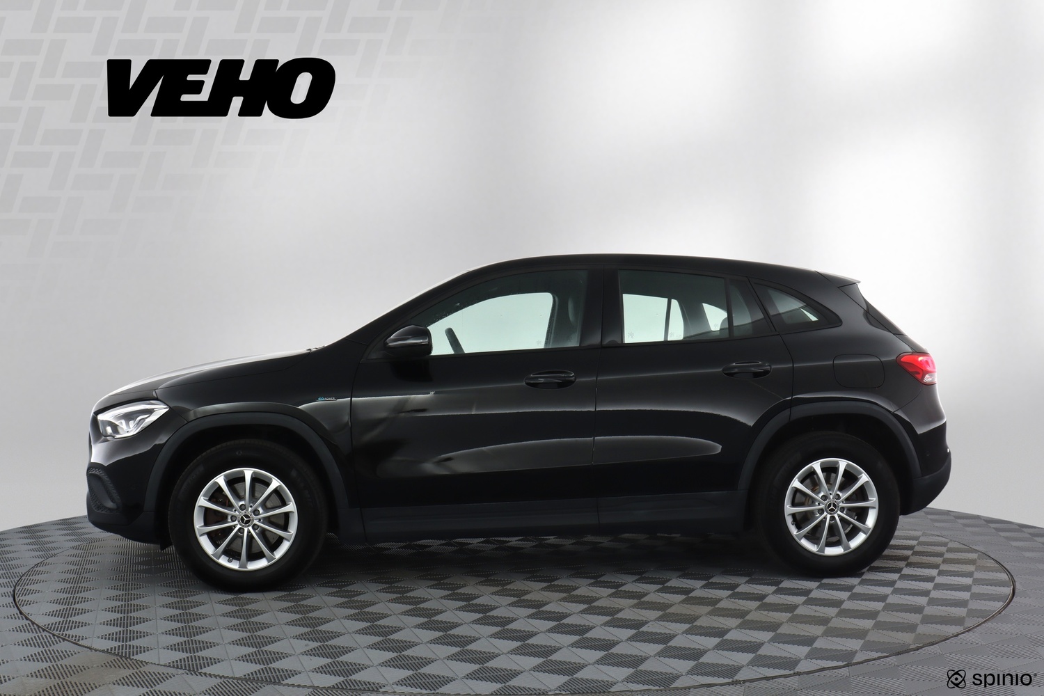Mercedes-Benz GLA vaihtoauto