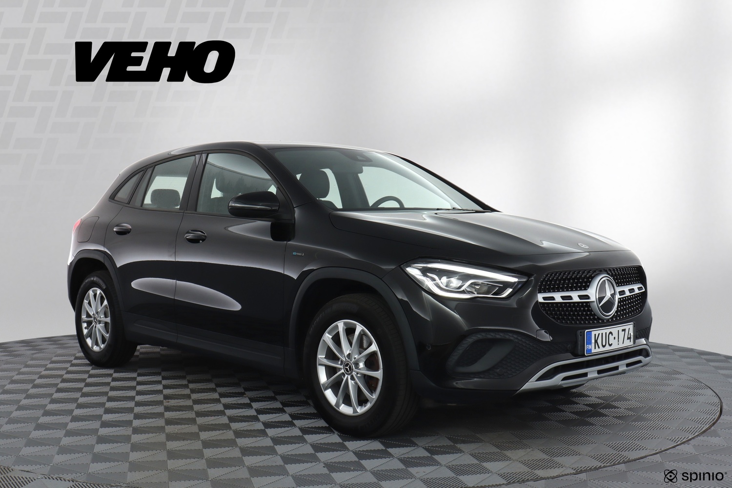 Mercedes-Benz GLA vaihtoauto
