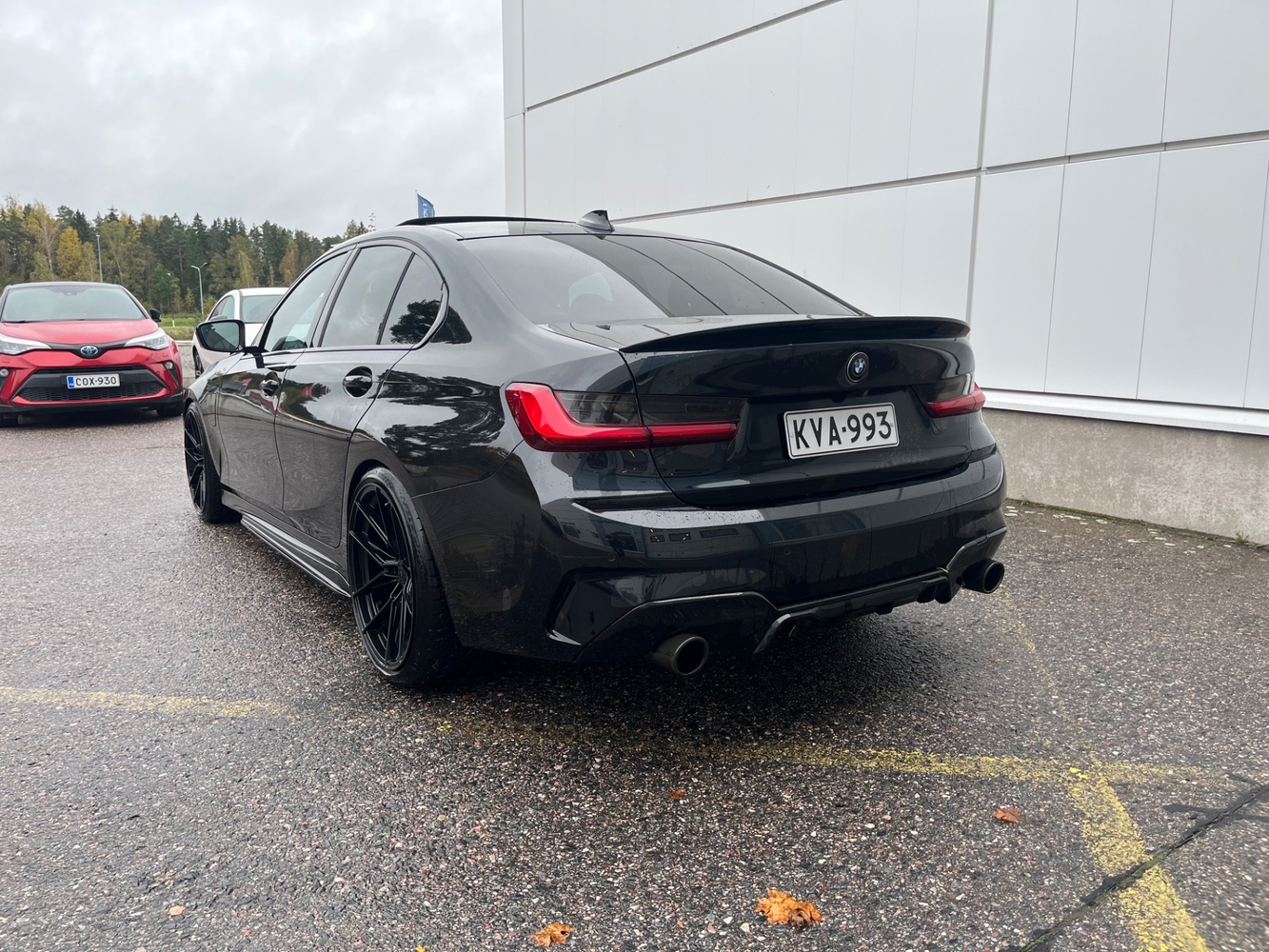 BMW 330 vaihtoauto