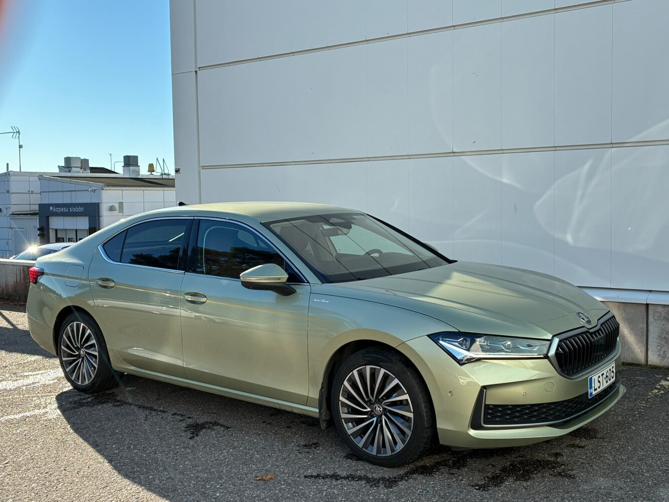 Skoda Superb vaihtoauto
