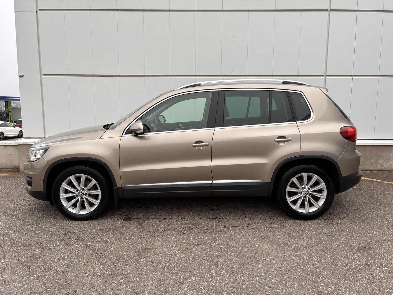 Volkswagen Tiguan vaihtoauto