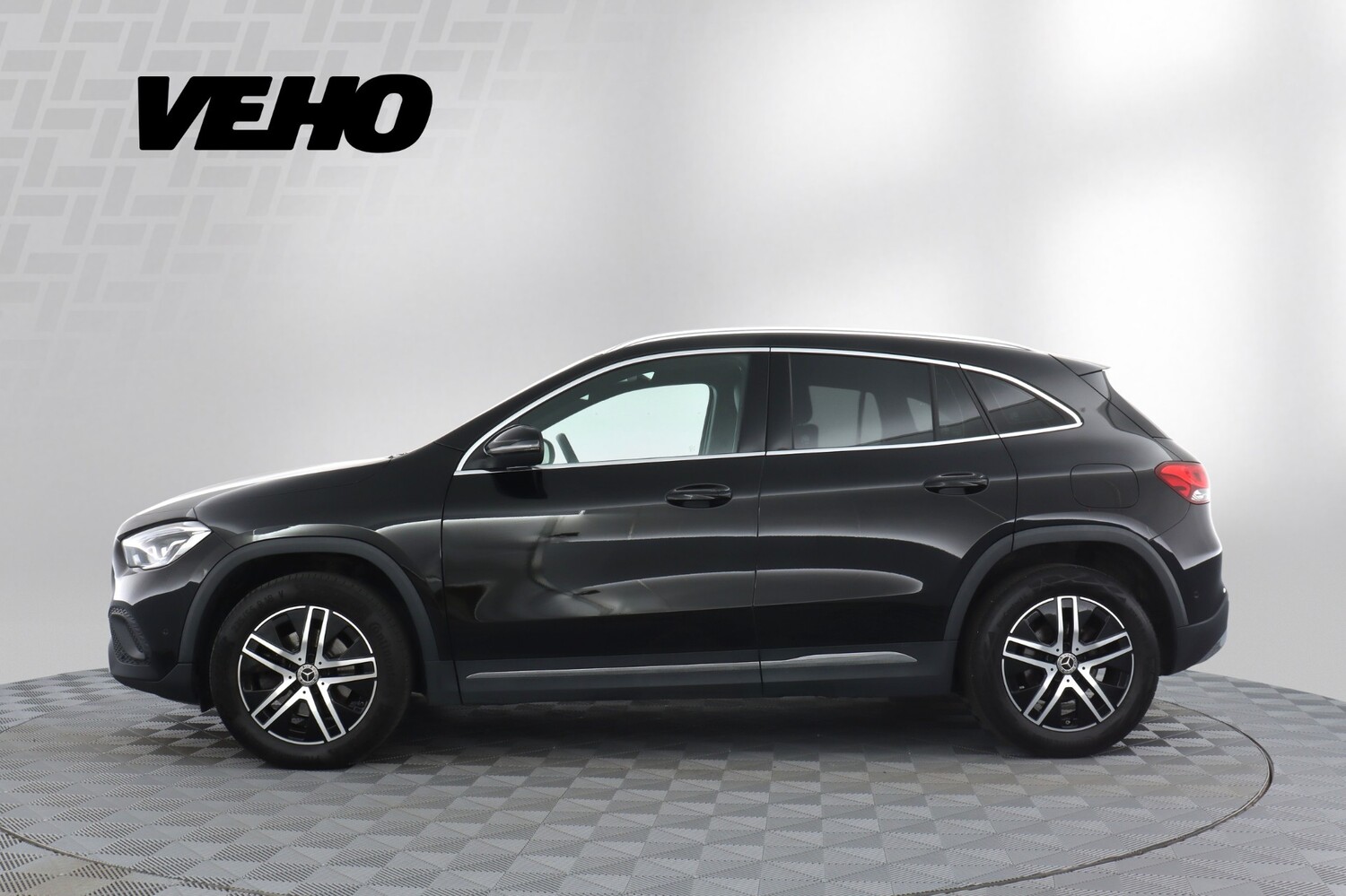 Mercedes-Benz GLA vaihtoauto
