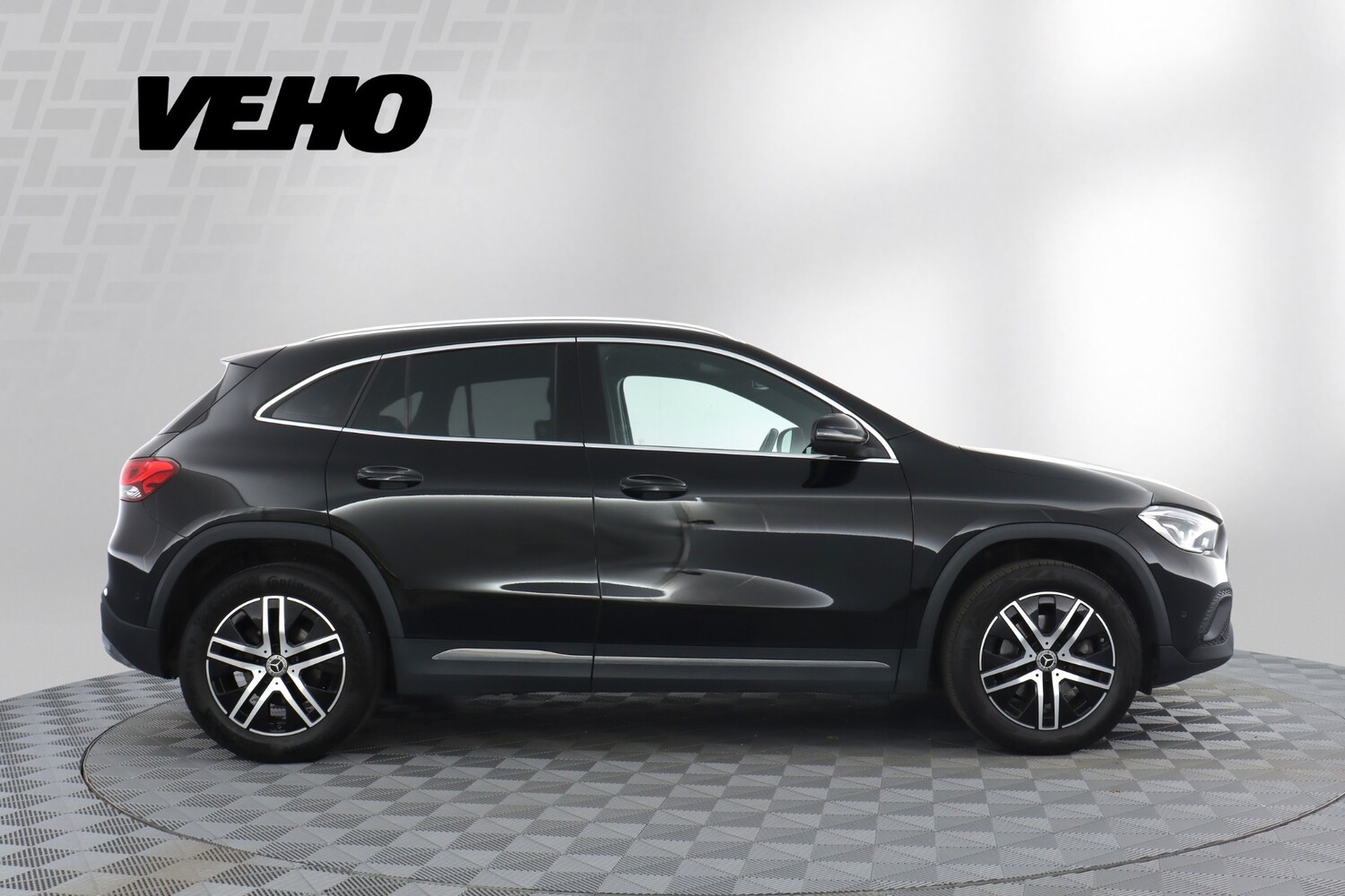 Mercedes-Benz GLA vaihtoauto