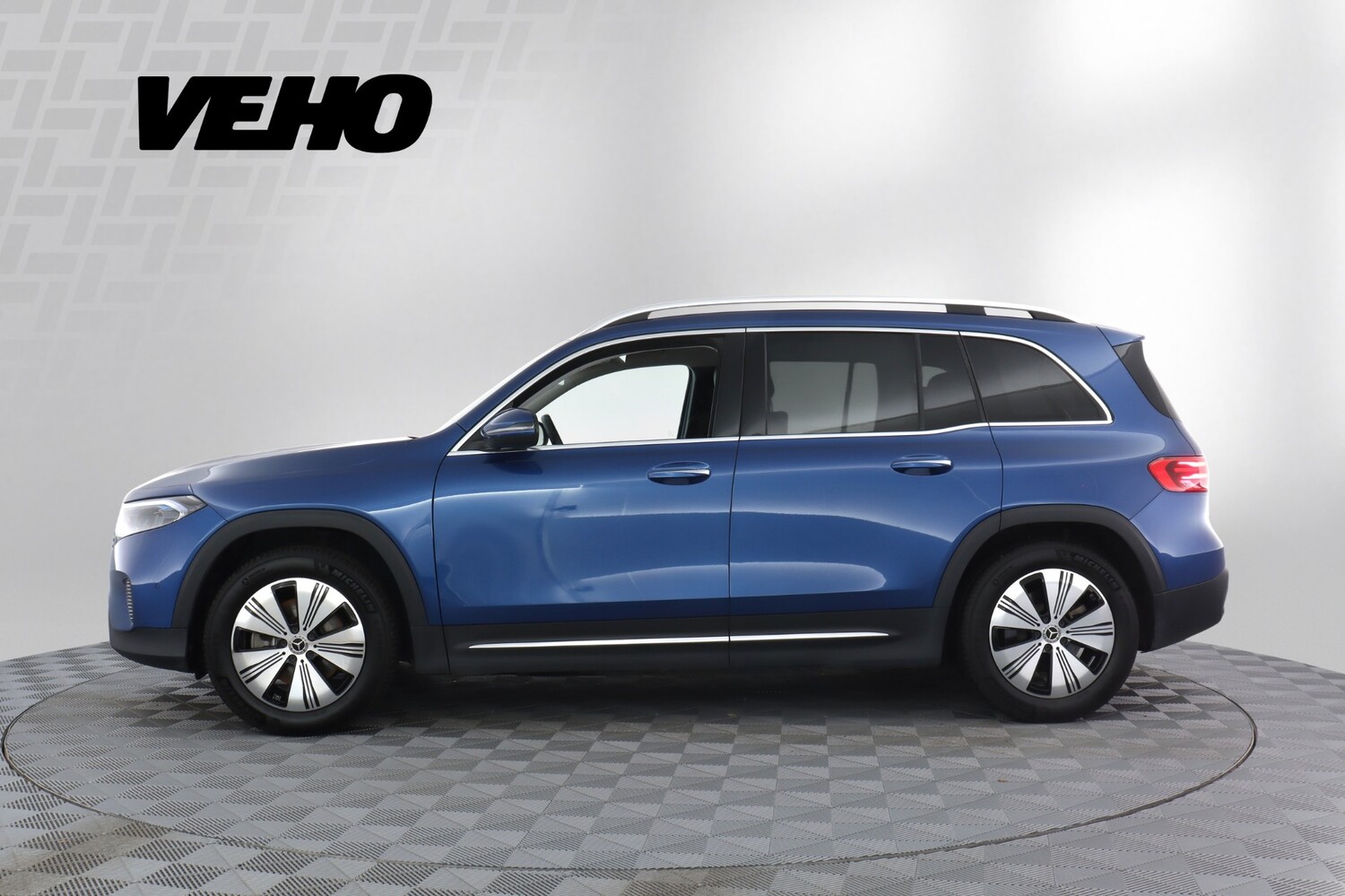 Mercedes-Benz EQB vaihtoauto