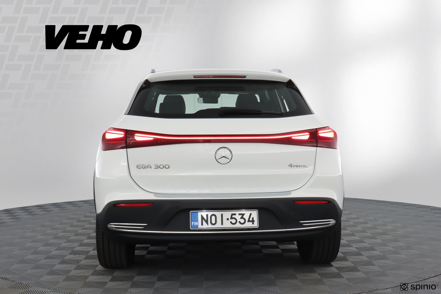 Mercedes-Benz EQA vaihtoauto