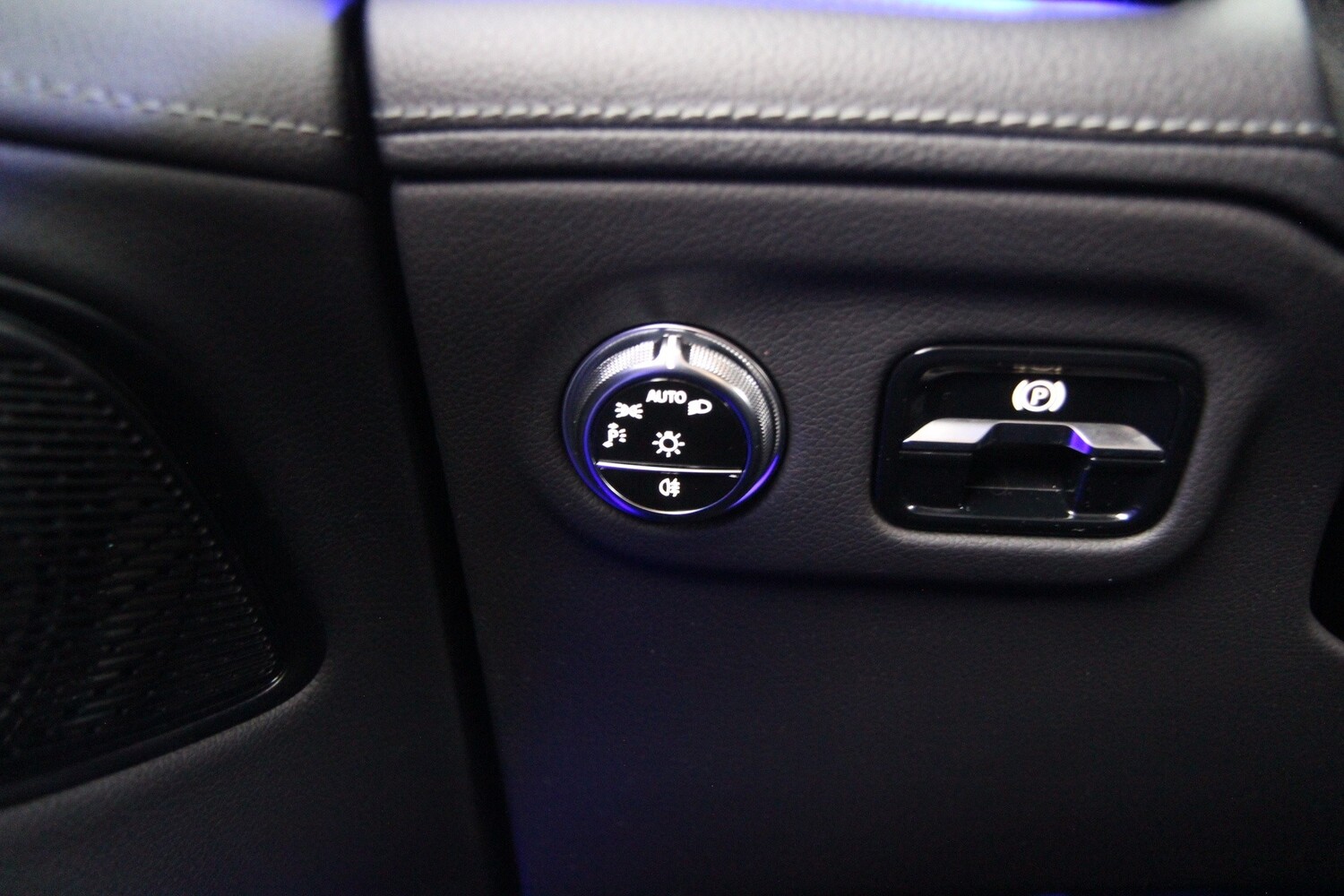 Mercedes-Benz EQS vaihtoauto