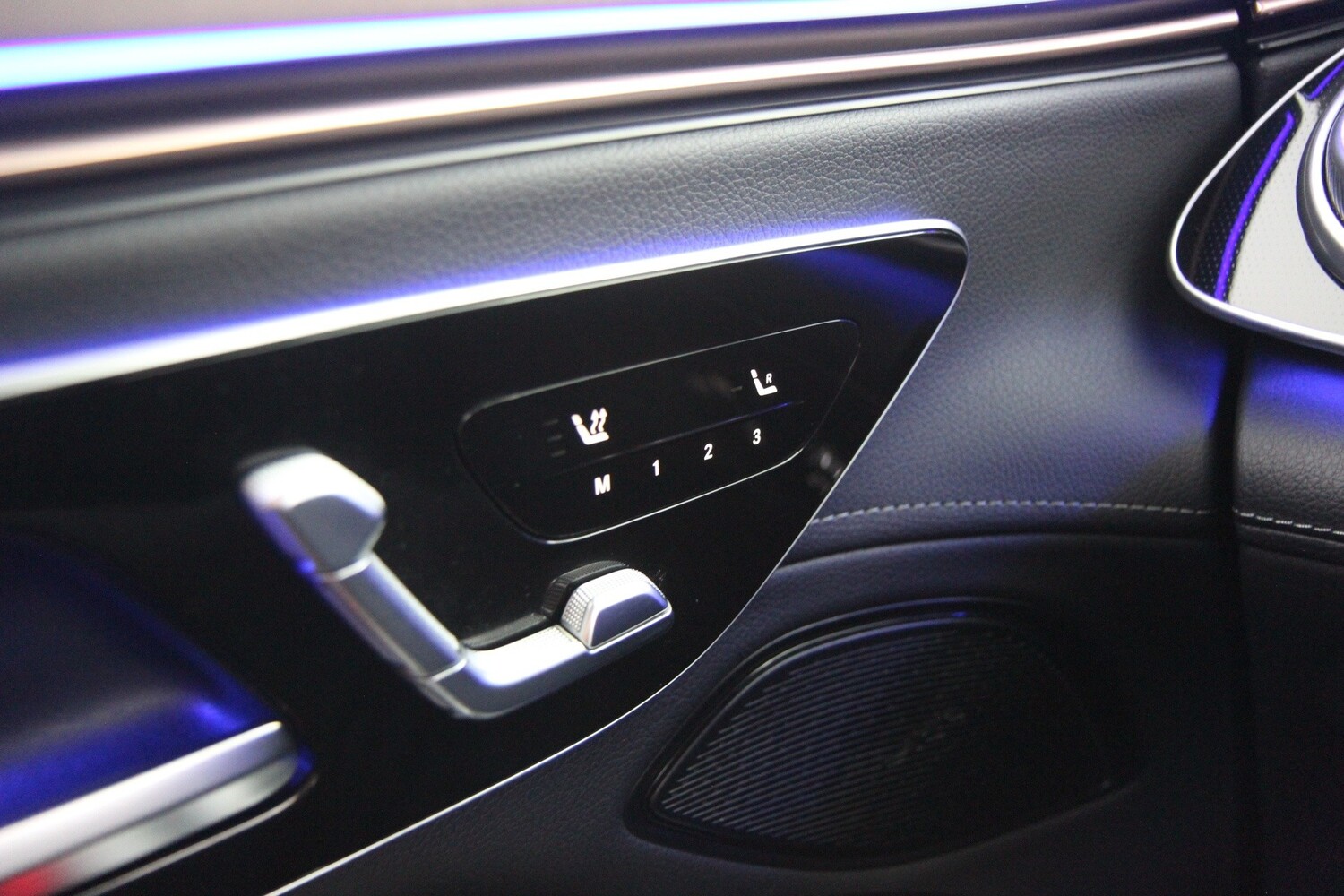 Mercedes-Benz EQS vaihtoauto