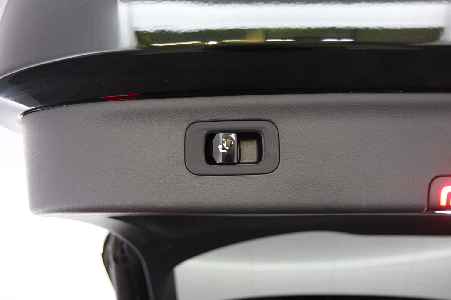 Mercedes-Benz EQS vaihtoauto