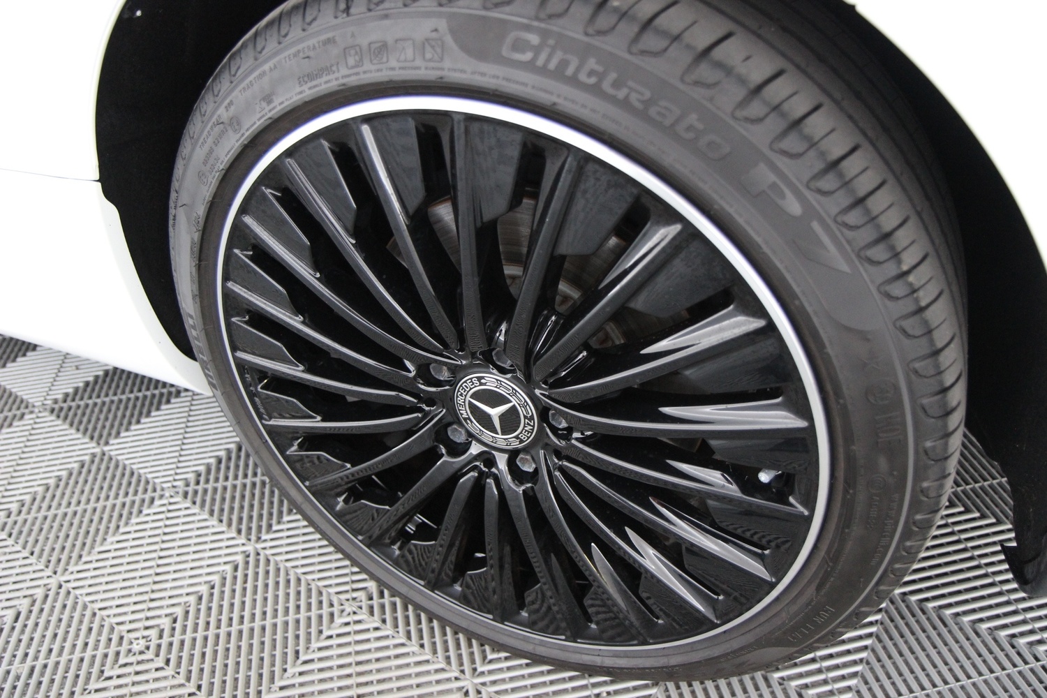 Mercedes-Benz CLE vaihtoauto