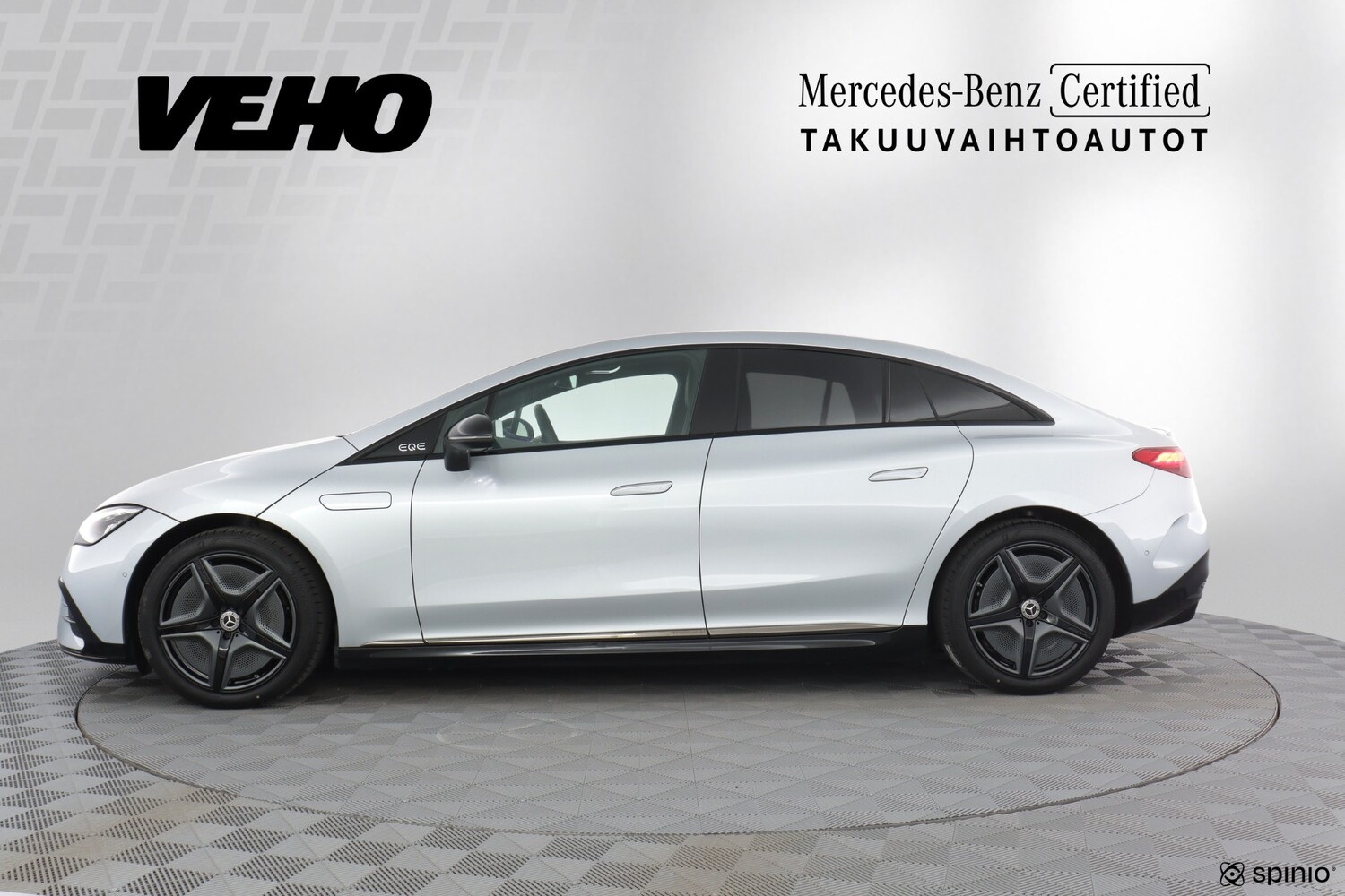 Mercedes-Benz EQE vaihtoauto