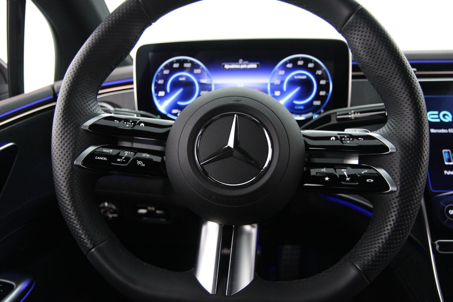 Mercedes-Benz EQE vaihtoauto