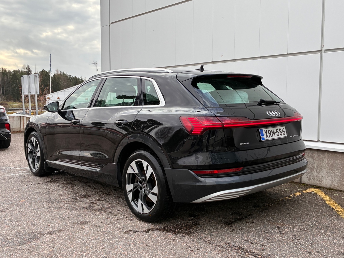 Audi e-tron vaihtoauto