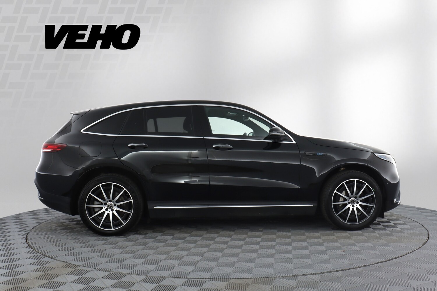 Mercedes-Benz EQC vaihtoauto