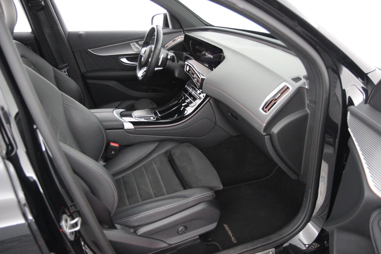 Mercedes-Benz EQC vaihtoauto
